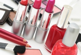 COSMÉTICOS y MAQUILLAJE