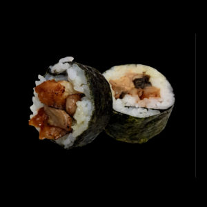 FUTOMAKI DE FOIE Y ANGUILA FLAMBEADO
