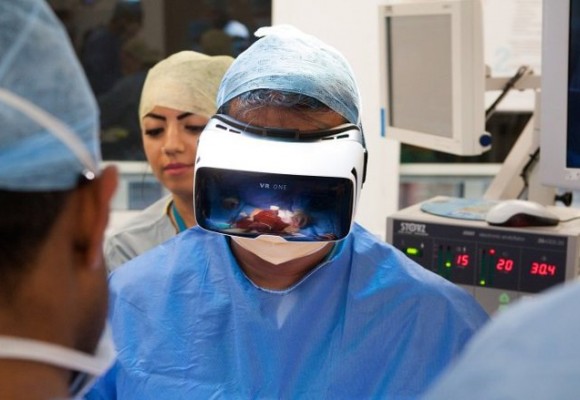 Primera ciruj&iacute;a con realidad virtual