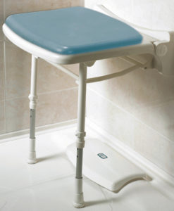 asientos-abatibles-de-ducha-compactos-y-acolchados-01