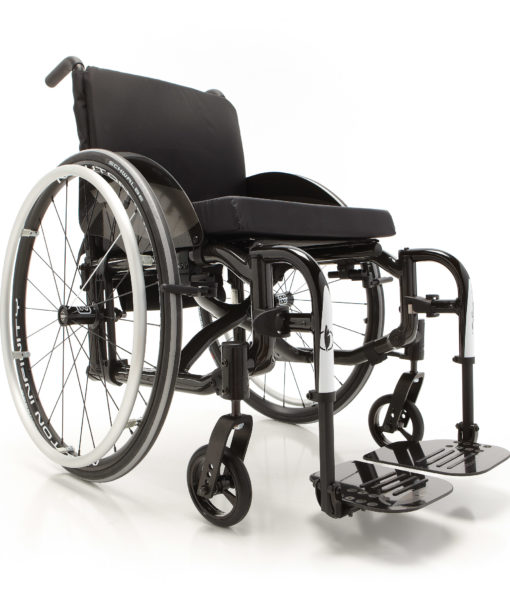 silla-de-ruedas-plegable-de-carbono-helio-01