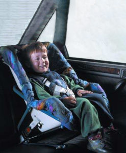 sistema-de-control-postural-snug-seat-vehiculo-01