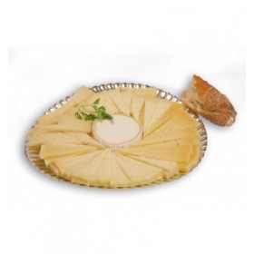 tabla de queso cortado