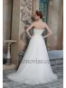 Vestido con bordados.
