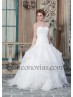 Vestido de novia con plisados