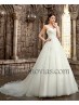 Traje nupcial con bordados