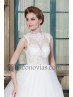 Vestido novia corpiño de encaje.