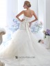 Vestido novia organza escote corazón.
