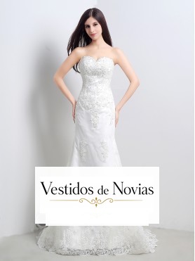 Vestido com decote de coração