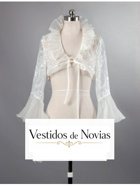 Chaqueta para novia de encaje y pedreria, con cuello de volantes y manga larga acampanada