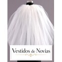 Velo corto de tul con capas