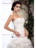 Vestido nupcial estilo princesa.