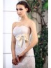 Vestido de novia de encaje.