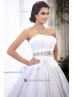 Vestido de novia palabra de honor.