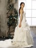 Vestido novia falda con capas.