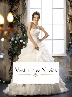 Robe de mariée en organza avec des plis