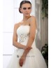 Vestido de novia con cristal.