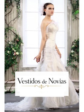 Vestido confeccionado en satén