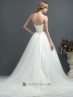 Traje de novia con pedrería.