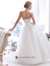 Vestido novia estilo gala con cristal.