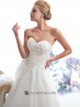 Vestido corte princesa con brillo.