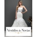Vestido de noiva com  inspiração flamenca.