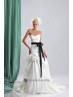 Vestido de novia en satén.