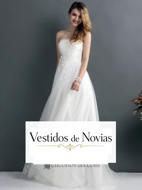 Vestido de novia con motivos florales