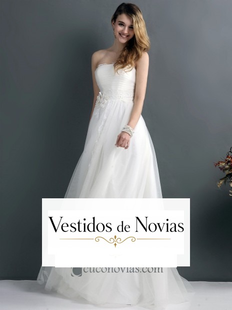 Vestido de novia con motivos florales