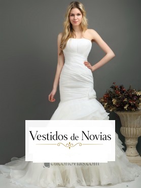 Vestido confeccionado en satén