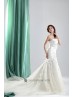 Vestido de novia ceñido  