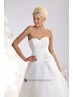 Vestido de novia con escote corazón
