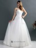 Traje de novia en organza.