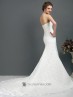 Vestido estilo sirena de encaje para novia.