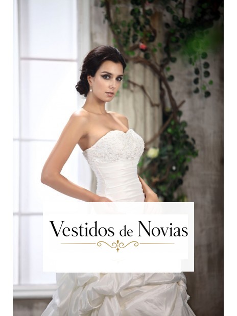Vestido confeccionado en satén