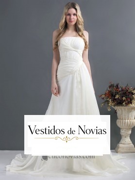 Vestido confeccionado en satén