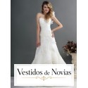 Vestido corte sirena escote asimétrico.