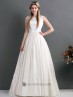 Traje de novia con tablas.