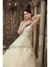 Vestido novia color champán